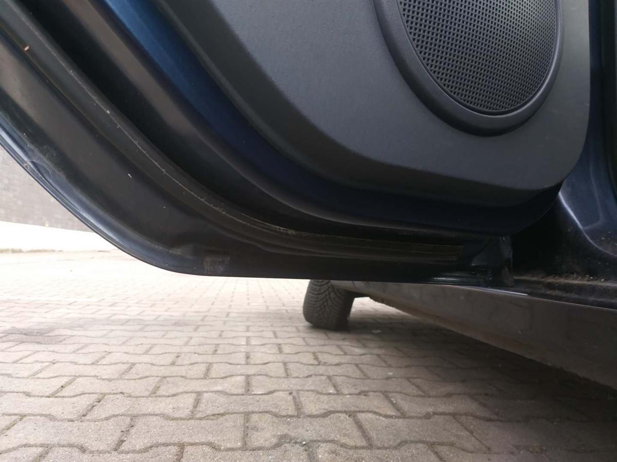 Mitsubishi Colt Z30 original Tür hinten links T43 Blau Rohbau Bj.2005